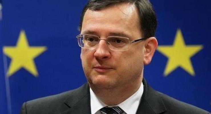 Экс-премьера Чехии обвинили в коррупции