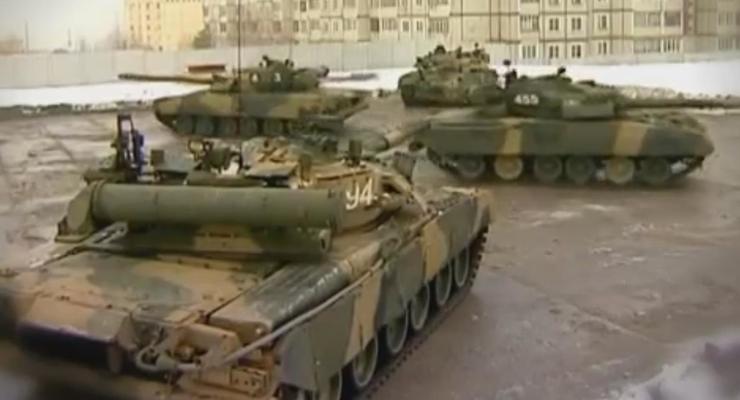 Российские военные провели репетицию "танкового балета"