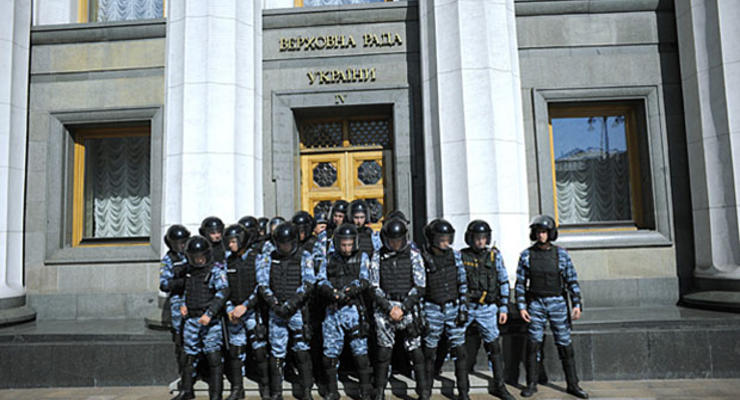 Майдан намерен 18 февраля блокировать Раду –  Батькивщина