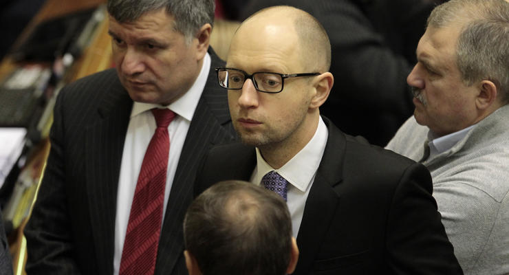 Никаких тайных переговоров в кабинете спикера парламента не будет - Яценюк