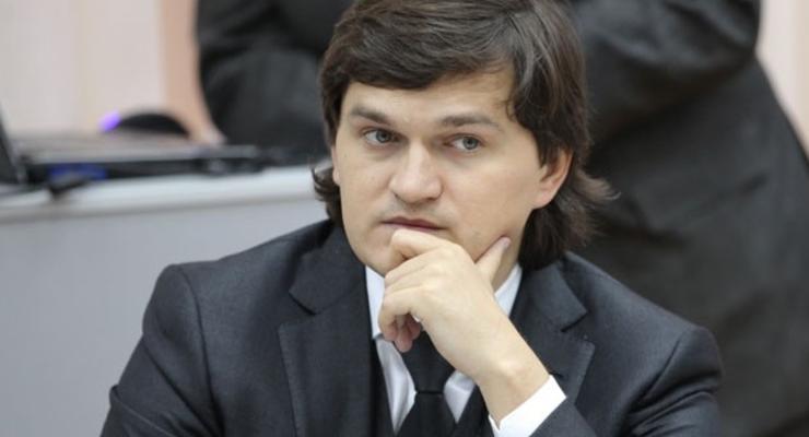 В четверг парламент должен рассмотреть закон о защите судей - Писаренко