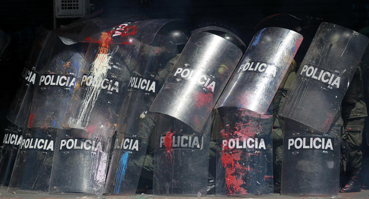 В Колумбии в результате нападения повстанцев погибли пять полицейских
