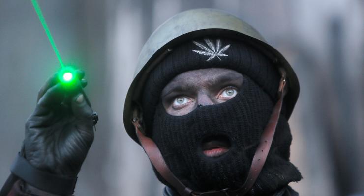 Правый сектор созывает владельцев огнестрельного оружия на Майдан