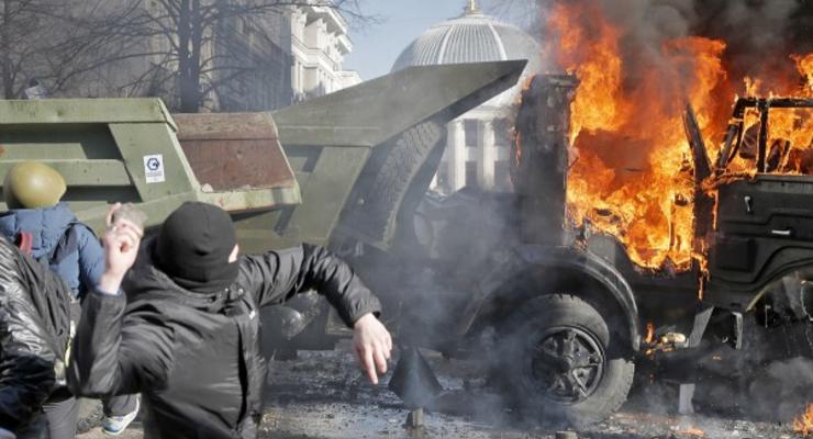 Главные ВИДЕО дня: Противостояние в центре Киева