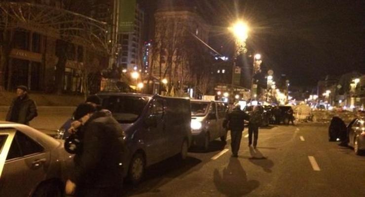 В центр Киева прибывает подкрепление из Львова