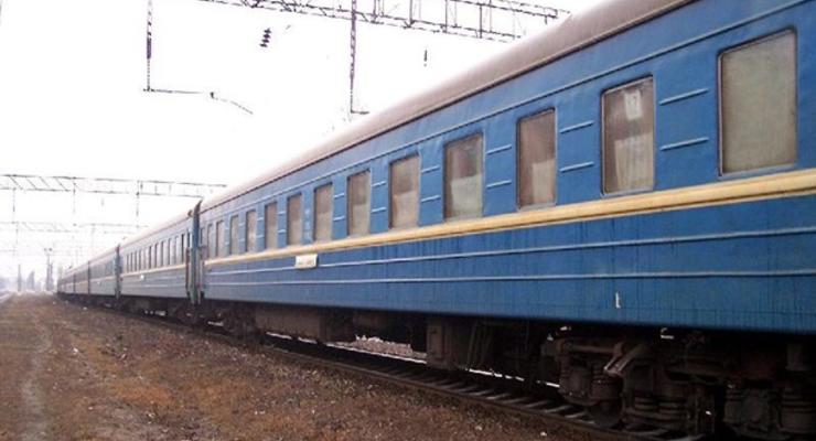 Пассажиров поезда Ужгород-Киев высадили из-за сообщения о минировании