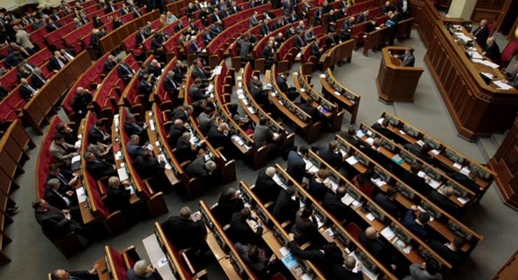 На внеочередном заседании ВР зарегистрировались 239 народных депутатов