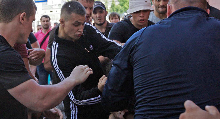 Вадим Титушко ночью охранял от «титушек» дорогу в сторону Киева