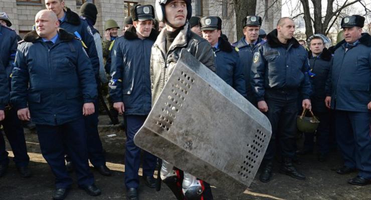 Милиция с народом. Фотогалерея Майдана 21 февраля