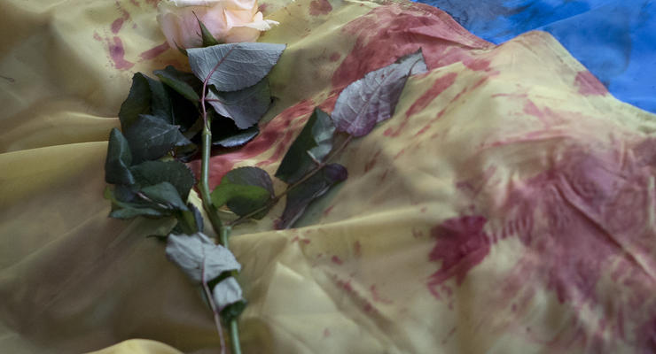 22 и 23 февраля объявлены днями траура по погибшим в Киеве