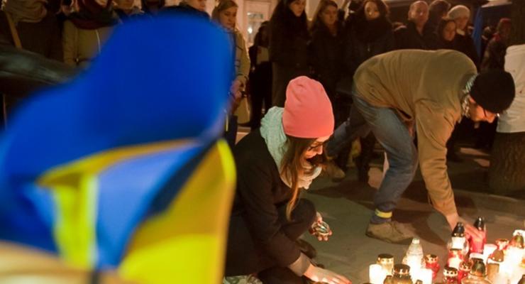 Правый сектор требует присвоить погибшим протестующим звания Герой Украины
