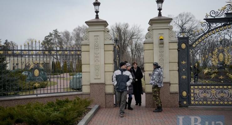 В Межигорье показывают, как жил Янукович (ОНЛАЙН)