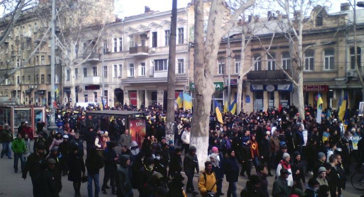 Противники и сторонники Евромайдана проводят митинги в Одессе - СМИ