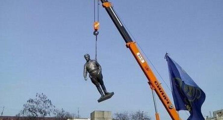 В Кировограде демонтируют памятник Сергею Кирову