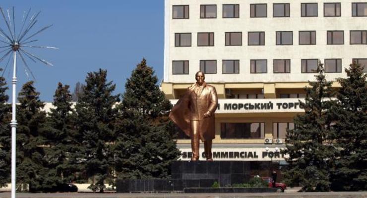 Два защитника памятника Ленину в Одесской области получили ранения
