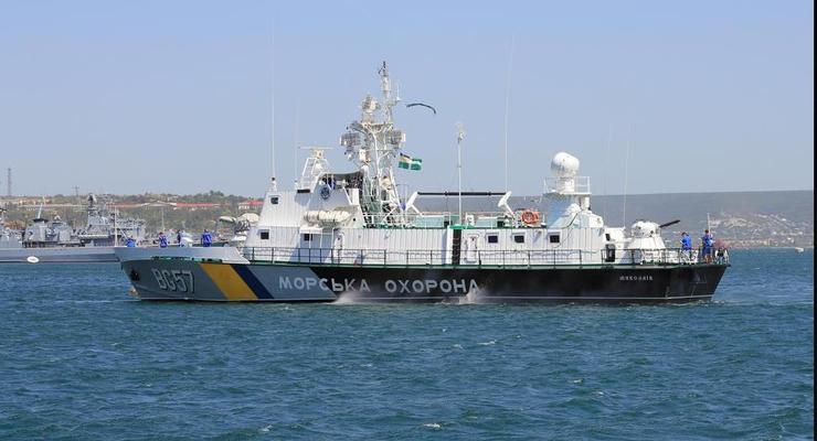 Пограничные корабли Украины по боевой тревоге выходят в море