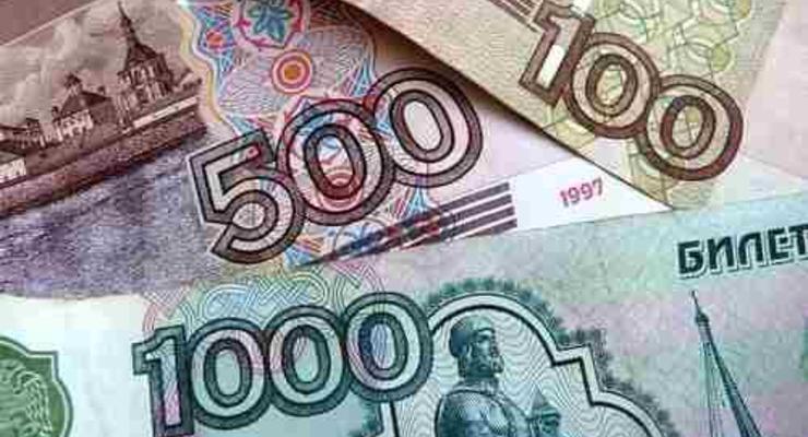 Девальвация рубля продолжится, если Россия не прекратит конфликт в Крыму – эксперт