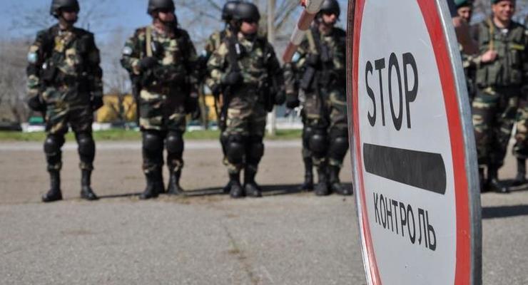 Украинские пограничники развернули три КПП на въезде в Крым