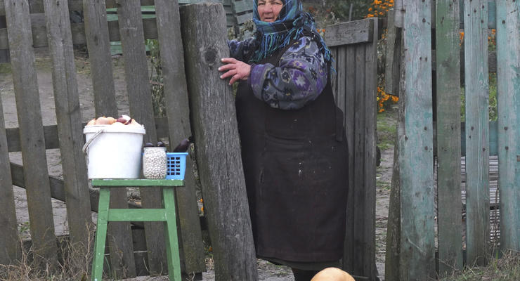 Украинцы стали реже общаться со своими соседями