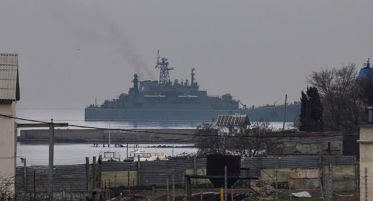 Российский флот второй день блокирует подходы к двум бухтам Севастополя – Госпогранслужба