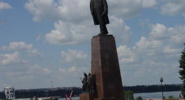 В Запорожье решили не сносить памятник Ленину