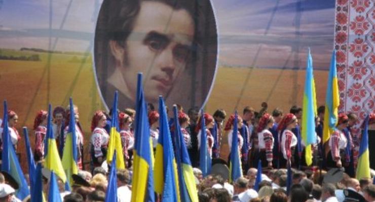В Украине 9 марта торжественно отметят 200-летие Тараса Шевченко