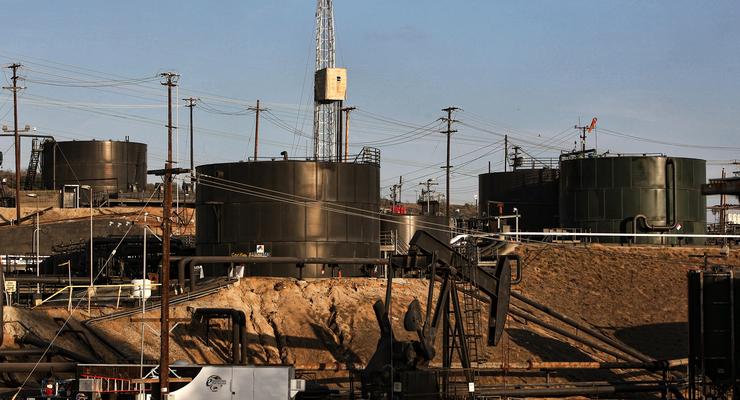 Ливийские повстанцы начали продавать нефть КНДР