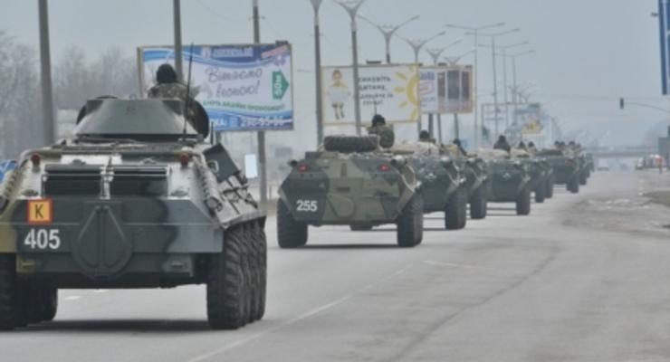 На дорогах Украины замечены большие колонны БТРов