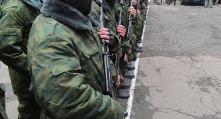 Армия Аксенова. Как люди в масках присягали народу Крыма