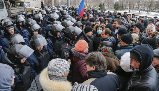 Принуждение к миру. В регионах продолжаются аресты митингующих сепаратистов