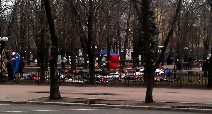 В Луганске свернули палатки пророссийской ''гвардии''