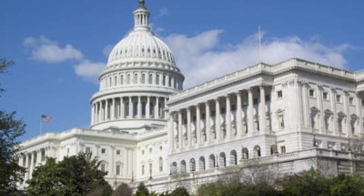 Сенат США предварительно проголосовал за финпомощь Украине и санкции против России