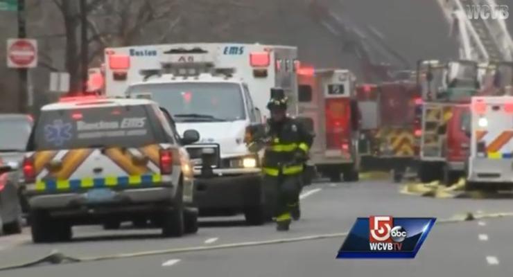 В Бостоне во время тушения пожара погибли двое спасателей