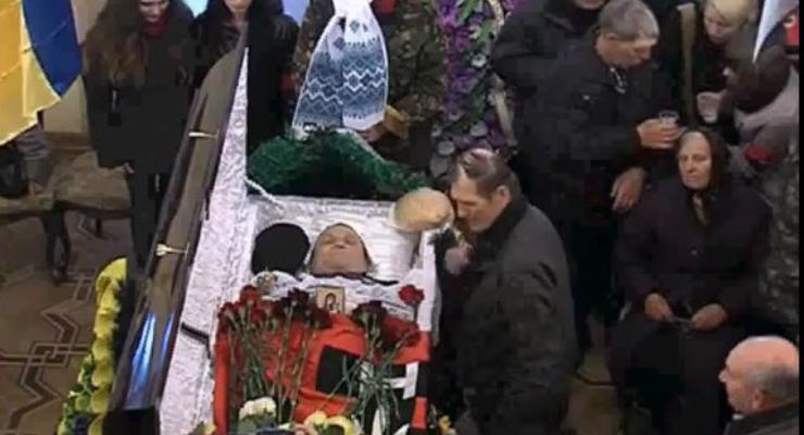 Итоги 27 марта: Сашка Билого похоронили, а госдолг Украины перевалил за 800 миллиардов гривен