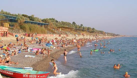 На отдых в Крым будут пускать по спецразрешениям