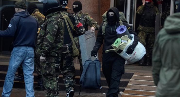 В гостинице Днепр нашли самодельную бомбу – Аваков
