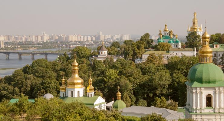 В кадастре Киева появится информация о памятниках, скверах и стройках