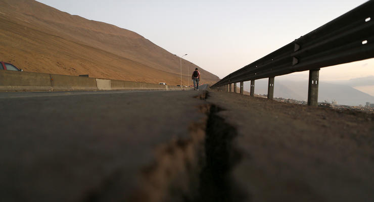 У берегов Чили снова произошло землетрясение, введено ЧП