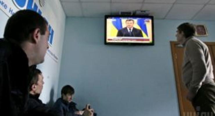 Пенсионный фонд не перечисляет и не будет перечислять пенсии Януковичу и Азарову - Денисова
