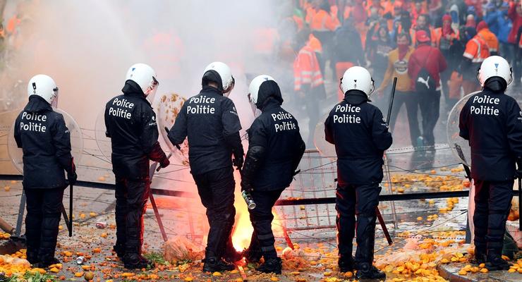 Стычки демонстрантов с полицией в Брюсселе