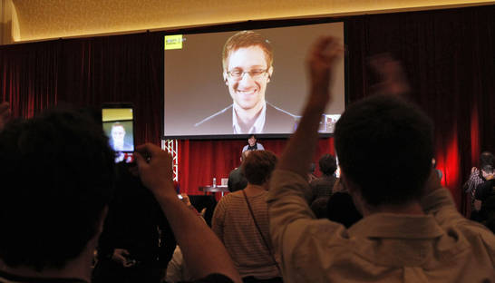 Эдвард Сноуден принял участие в съезде Amnesty International