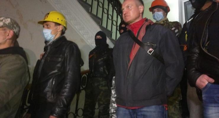 Возле Харьковской ОГА умер мужчина – СМИ
