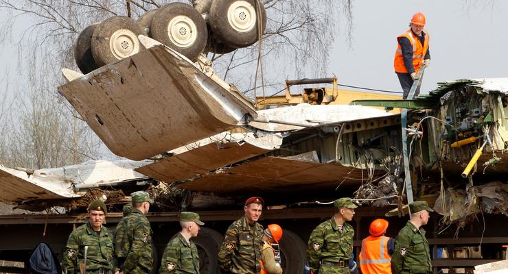 На борту Ту-154, разбившегося под Смоленском, взрыва не было - прокуратура Польши