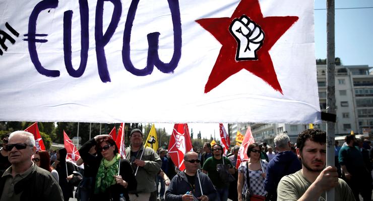 В Греции против мер жесткой экономии бастуют более 25 тысяч человек