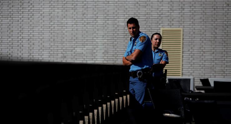 В Нидерландах больше тюремщиков, чем заключенных - отчет