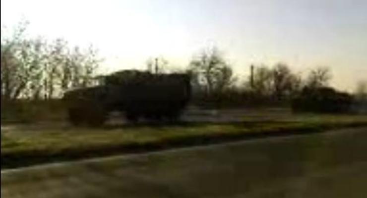 В сторону Луганска движется колонна военной техники