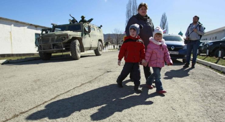 Около трех тысяч крымчан хотят переехать на материковую Украину - Минсоцполитики