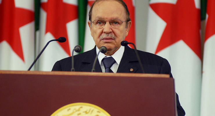 Президент Алжира Бутефлика переизбран на второй срок
