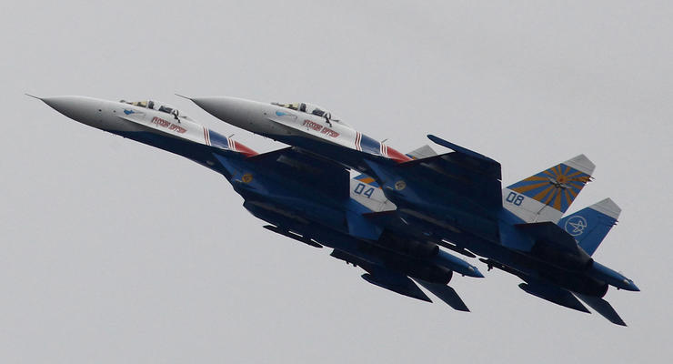 Самолеты ВВС России семь дней совершают облеты Японии