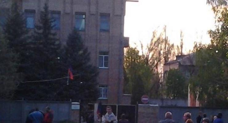 В Краматорске сторонники федерализации заняли здание СБУ